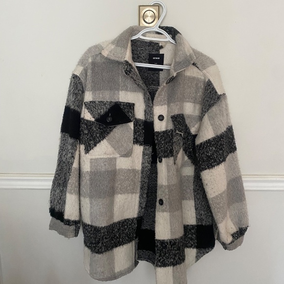 Cotton-On Shacket - Picture 2 of 3